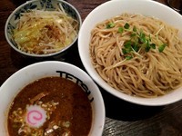 「辛あつもり+麺の特盛り+野菜」@つけめんTETSU 壱の木戸 水戸店の写真