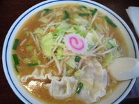 「餃子味噌ラーメン 680円」@まるた食堂の写真