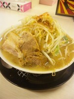 「ラーメン小（ヤサイちょいマシ、カラメ）」@丸十の写真