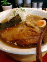 「王様の牛骨ラーメン」@麺榮 王様のラーメンの写真