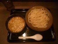 「つけめん　並　３００ｇ　あつもり」@三ツ矢堂製麺 明大前店の写真