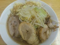 「ラーメン（並） ￥600＋小豚 ￥150＝￥750」@びんびん豚の写真