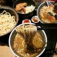 「伊勢のえびやん 2号（濃厚鶏白湯味噌つけ麺） 880円」@麺屋 一燈の写真