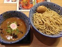 「濃厚魚介豚骨つけ麺 (850円)」@必死のパッチ製麺所の写真