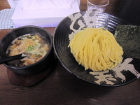 「つけ麺　中盛」@つけ麺維新の写真