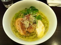 「【夜限定】塩ラーメンnaminori 850」@ビーハイブ ゲンキノモトの写真