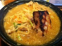 「あおり味噌　炙りチャーシューのせ　８５０円（税抜）」@麺龍 炎の杜の写真