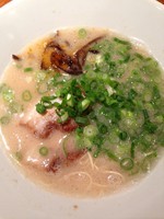 「ラーメン 白丸元味(７５０円)・カタ・替玉(１２０円)」@博多一風堂 千葉店の写真