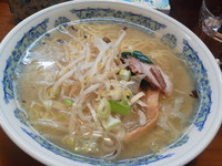 「塩ラーメン（大盛り）」@らーめん 札幌の写真