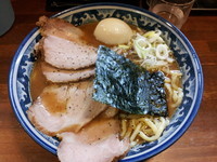 「ラーメン+燻玉+チャーシュー増し 1100円」@兎に角 松戸店の写真