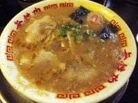 「魚正油ラーメン（ネギ少）＋チャ替玉、750円＋150円」@無鉄砲 東京中野店の写真