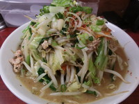 「味噌野菜ラーメン（800円）＋赤ネタ（50円）」@九州大分ラーメン 麺恋亭 中華街店の写真