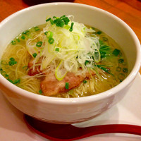 「淡麗塩そば 中盛り」@麺処まるわ Chinese Styleの写真