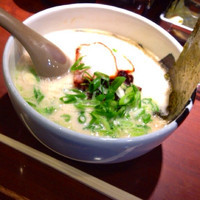 「とんこつら～めん 肉めし」@ばっこ志の写真