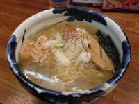 「鮭冬葉塩 （750円）」@弟子屈ラーメン 弟子屈総本店の写真