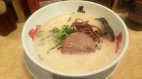 「ラーメン500円」@博多風龍 池袋西口店の写真