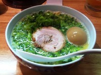 「青ねぎ玉子入り」@らーめん まる玉 辻堂店の写真