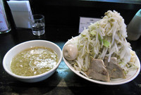 「つけラーメン　野菜増し、にんにく」@らーめん大 東小金井店の写真