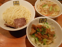 「濃菜つけ麺（中盛）＋モツベジ」@濃菜麺 井の庄の写真