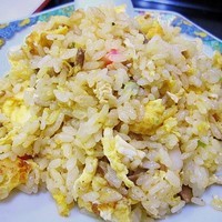 「半チャーハン…450円（ラーメンとのセットで50円お得）」@中華福源の写真