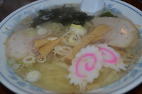 「塩ラーメン（200ｇ）　550円（クーポン使用）」@手打ちラーメン 恒の写真