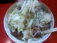 「ブタ入り」@ラーメン二郎 府中店の写真