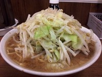 「普通盛焼豚 小ブタ ￥800 ニンニク」@ラーメン二郎 品川店の写真