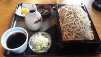 「ざるそば(大盛)　800円」@手打ち そば処 栗城の写真