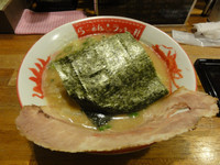 「ラッキーラーメン」@どとんこつ☆幸運軒 綾ノ町本店の写真