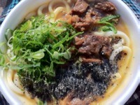 「やわらか牛すじ黒ごまカレーうどん ￥400」@姫路食博2012の写真