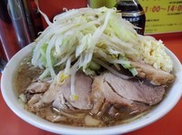 「小豚 ￥750 ニンニク」@ラーメン二郎 神田神保町店の写真