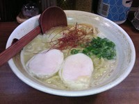 「濃厚鶏白湯らーめん730円」@麺匠ようすけの写真