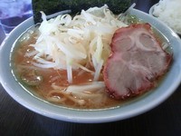 「ラーメン+もやキャベ+半ライス」@壱六家 厚木酒井店の写真
