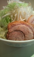 「らーめん（麺硬め・野菜多め） ［680円］」@らーめん 陸 尾山台店の写真