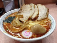「チャーシュー麺980円（麺カタメ）+坦々麺に変更50円」@所沢大勝軒の写真