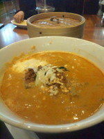 「チーズ担々麺大盛り＋焼売1個」@担々麺と焼売 福龍 三井アウトレットパーク入間店の写真