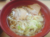 「7種の魚介醤油ラーメン(367円)」@無添 くら寿司 松戸五香店の写真