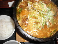「石焼野菜カレー鍋らーめん+ライス　「924円+サービス」」@石焼らーめん 火山 春日部店の写真