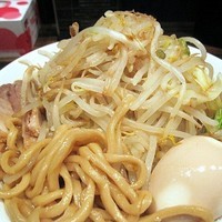 「背脂ラーメン（ニンニク）+味玉（クーポン）　680円」@背脂野菜ドカ盛りラーメン天運我に有り 八千代店の写真
