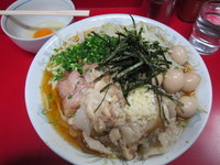 「油ラーメン＋追加うずら＋生玉子（ニンニク、アブラ）」@ラーメン二郎 西台駅前店の写真