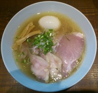 「しお全部入り」@町田汁場 しおらーめん 進化の写真