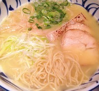 「濃厚鶏そば750円」@自家製麺 鶏そば 三歩一の写真
