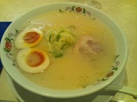 「牛骨ラーメン４８０円」@餃子の王将 上大岡京急店の写真