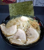 「特製らーめん 800円」@ホープ背油らーめん はやぶさの写真