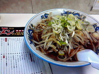 「正油野菜ラーメン　￥850」@元祖北海道旭川ラーメン ぺーぱんの写真