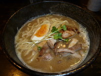 「らーめん　700円」@燈の車の写真