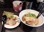「魚介豚骨ラーメン」@麺処 ほん田 nijiの写真