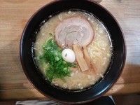 「塩ラーメン(太麺) 700円」@ラーメン 多弐家の写真