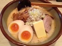 「みそバターミルクラーメン＋味付玉子（￥800＋￥100）」@札幌ラーメン めんくらの写真