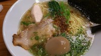 「香味鶏だし醤油らーめん＋味玉（￥７５０＋１００）」@三代目麺処 「まるは」極 船橋店の写真